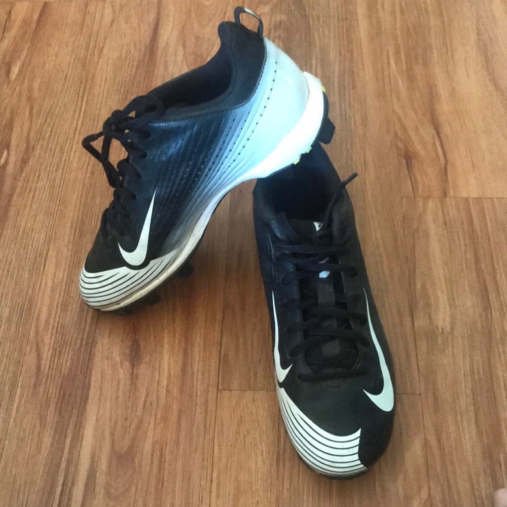 Kids Nike Baseball Softball Cleats size 4.5 ⚾️